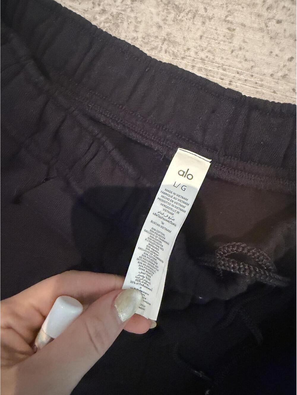 Alo Yoga Accolade Black unisex Jogger Size L - Picture 2 of 4